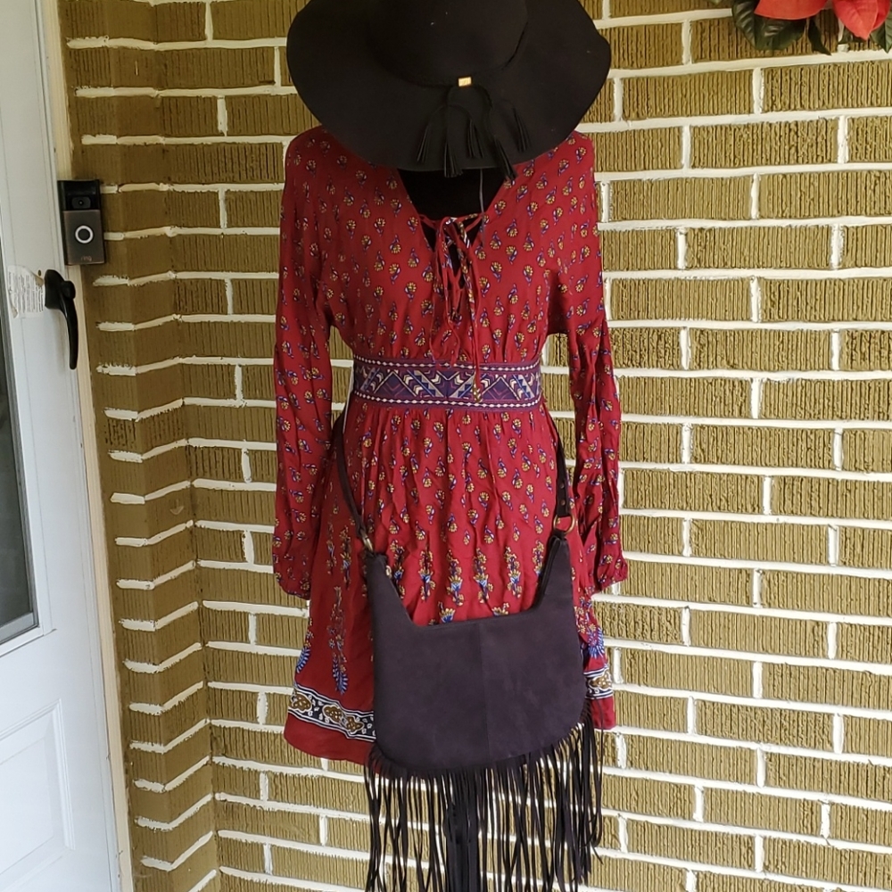 Dress Up Dress - Picture 2 of 7